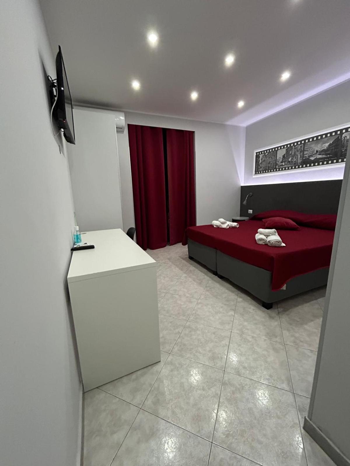 Pacini 88 Rooms And Apartment Catania Centro Zewnętrze zdjęcie